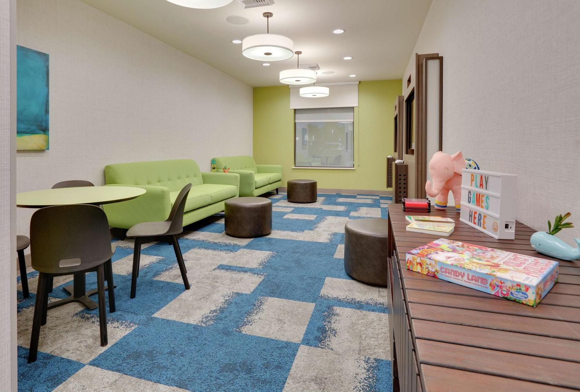 Home2 Suites By Hilton Yakima Airport Екстер'єр фото